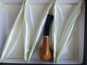 ByAlcan - Houten Pijp - Acryl Body - Dunne Fopspeen - Met Metalen Kamer - Geel Houten Patroon - Pijp Roken - Met Actief Filter - 13 cm - 125 gr - Afbeelding 10