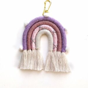 Seizoen Lente - Macrame Regenboog Sleutelhanger - Macrame Tas Riem - Regenboog Sleutelhanger - Cadeau Sleutelhanger - Handgemaakte Gebreide Sleutelhanger - Handgemaakte Macrame - Model 007 - Afbeelding 3